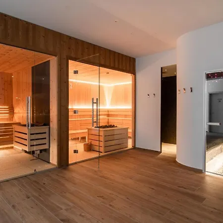 Boutique Grahor Hotel 4*