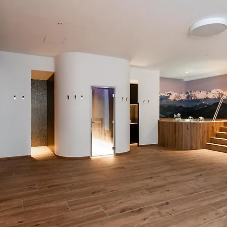 Boutique Grahor 4*