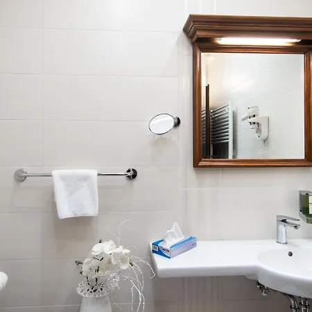 Boutique Grahor 4*